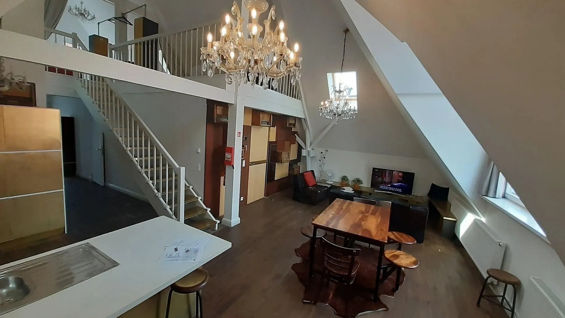 Hotelo Kathedral Anversa 3*,  Belgio